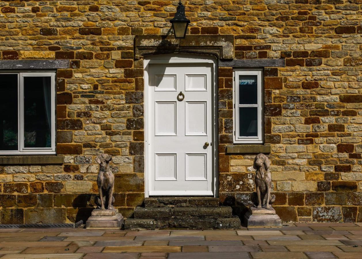 Cockley Hill Farm Bed & Breakfast Brackley  Buitenkant foto