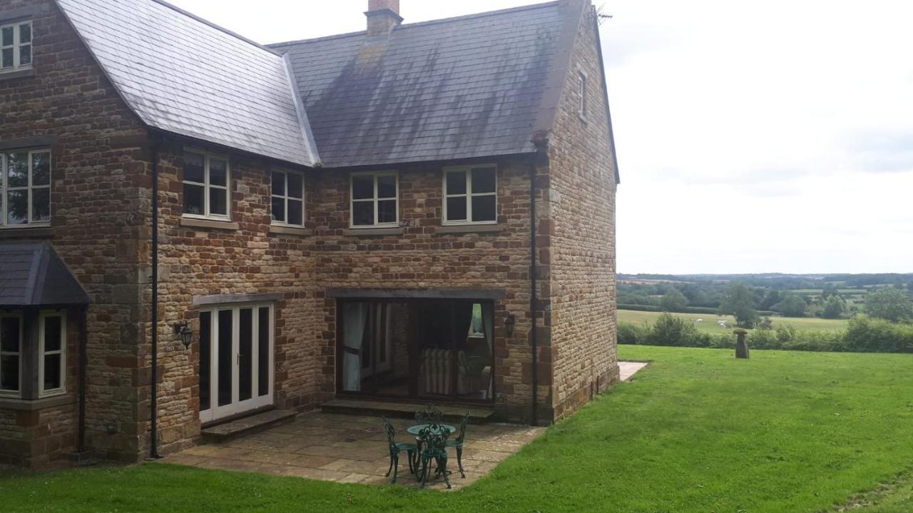 Cockley Hill Farm Bed & Breakfast Brackley  Buitenkant foto